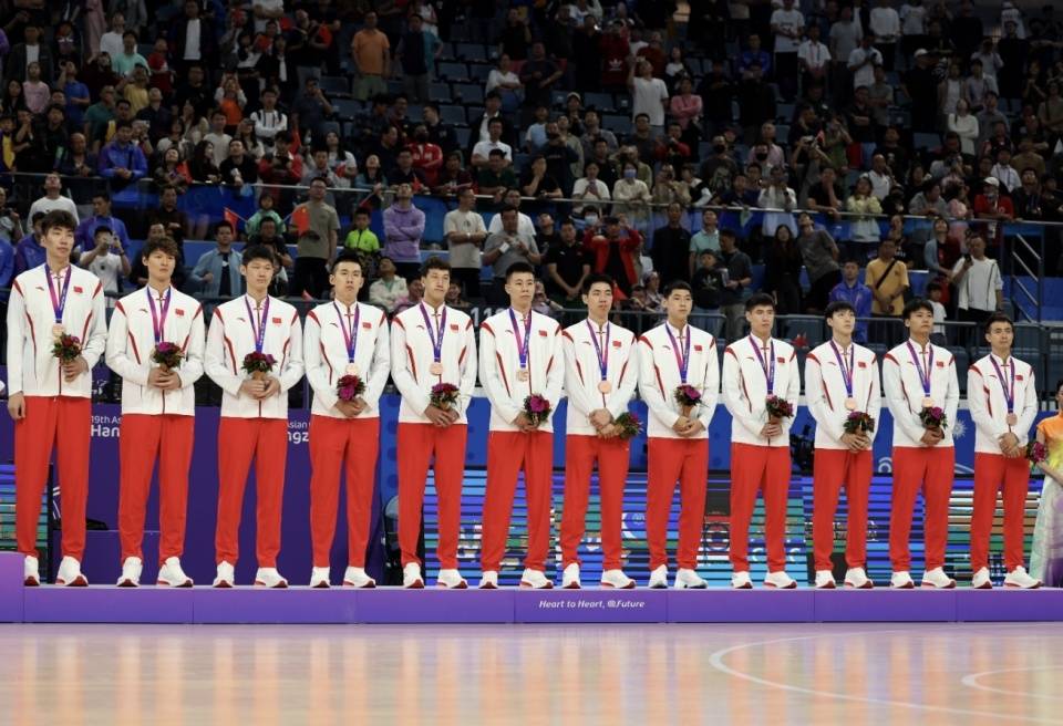 包含亚冠倒计时，华盛顿奇才国际比赛日强势反弹，细节引发关注，球迷炸锅，心理建设被强调的词条