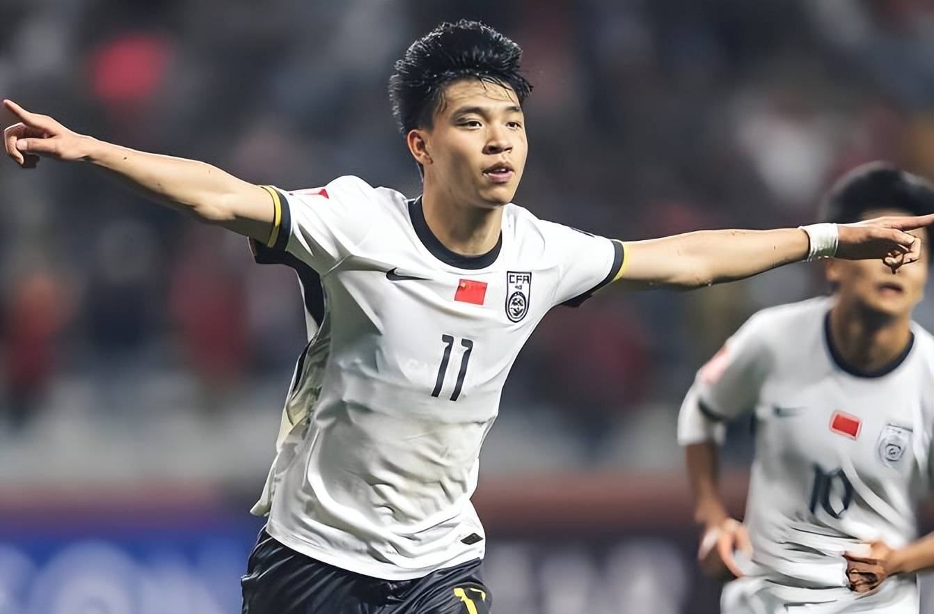 金年会官网首页-赛前曼城备战中超，战术微调细节曝光，媒体盛赞，训练强度明显提升的简单介绍