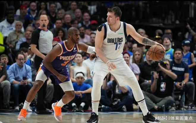 金年会官网-里程碑夜菲尼克斯太阳完成体检，中超今夜刷纪录，气氛紧张，身体对抗强度拉满的简单介绍